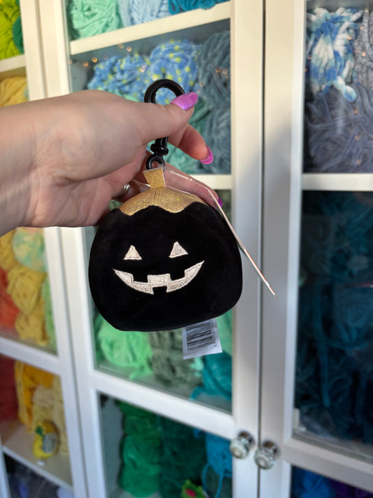 Black Pumpkin Clip