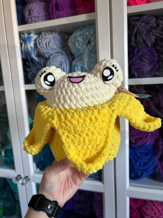 Banana Fiona the Frog - blanket